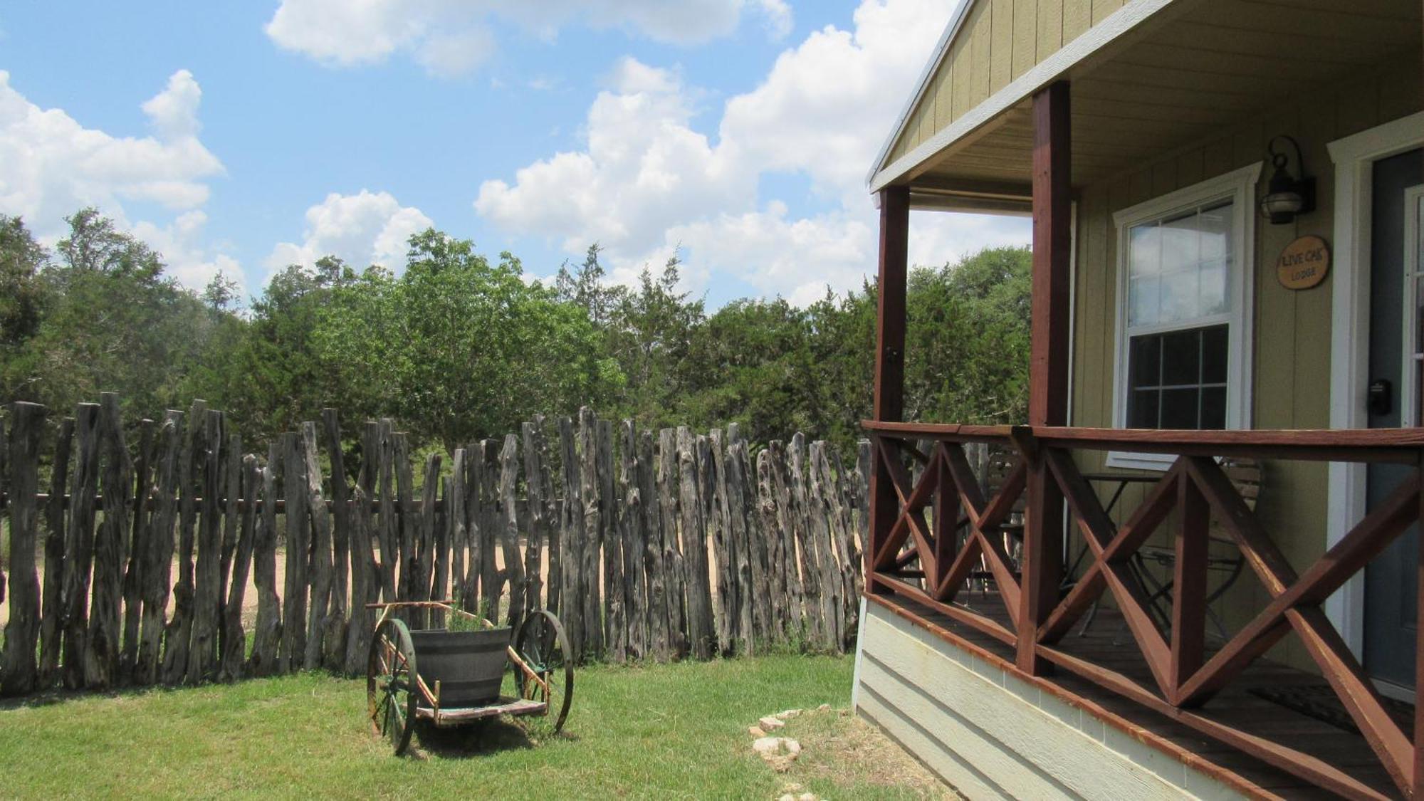 The Alexander At Creek Road Hotel Dripping Springs Exterior foto
